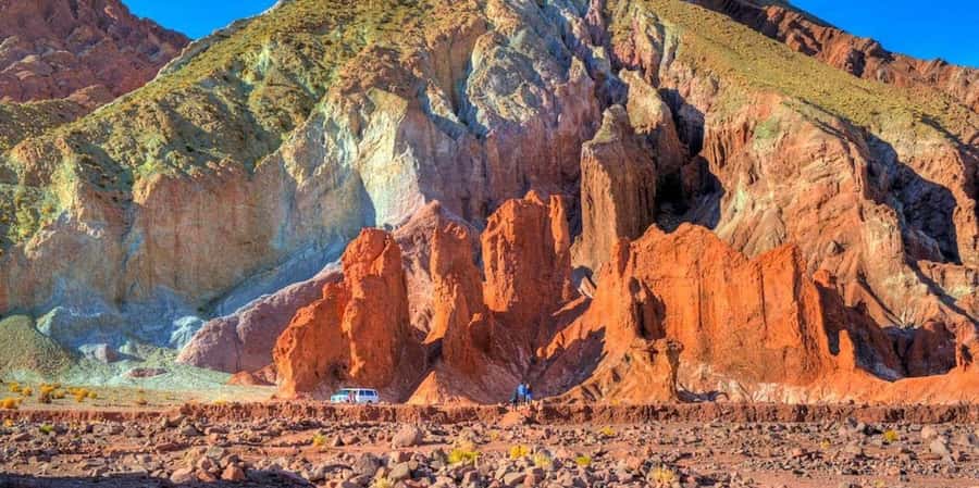 San Pedro de Atacama: Rainbow Valley & Good Herbs Tour - Petroglyphs: a small stop with big time depth
