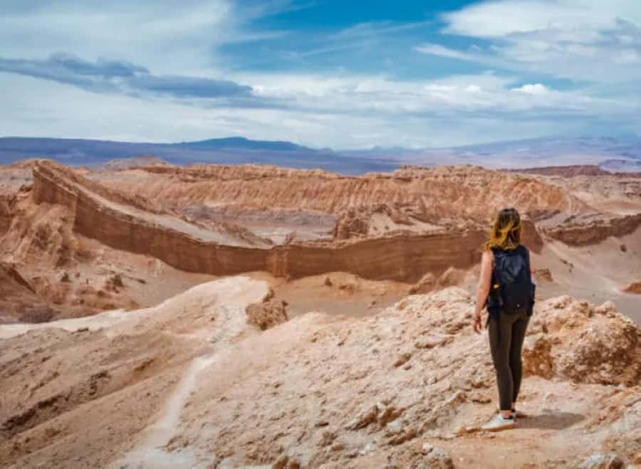 San Pedro de Atacama: Valle de la luna - Gran Dune sunset climb, plus why the view feels bigger than it looks