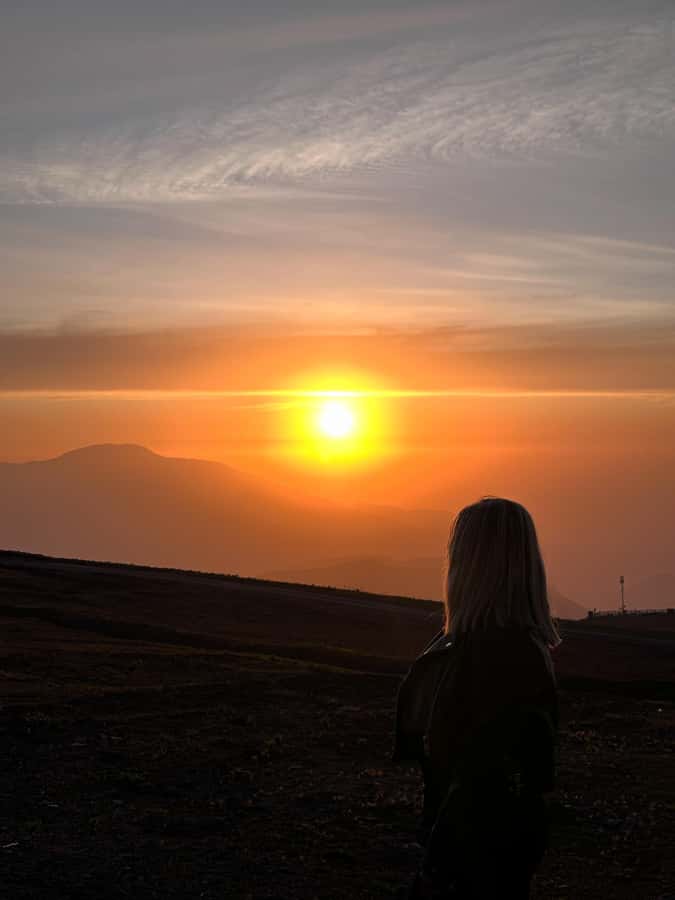 Santiago: Andes Mountains Sunset and Valle Nevado & Picnic - Morning Pickup to First Viewpoint in the Andes