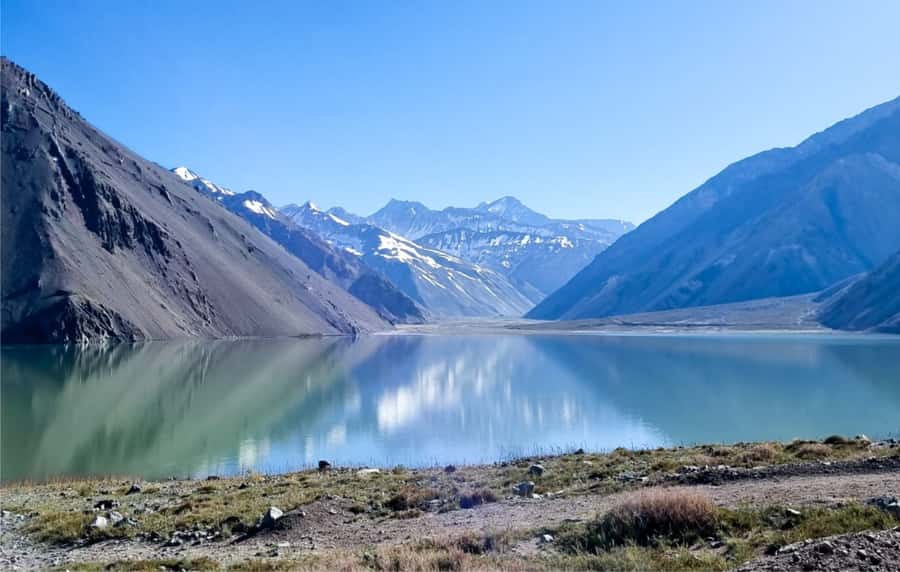 Santiago: Cajon del Maipo & Embalse El Yeso Trip with Picnic - El Yeso Dam: big water views plus a walk with scenic pullouts
