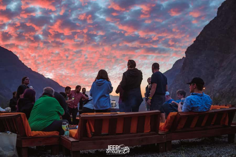 Santiago: Cajón del Maipo Hot Springs & Chilean Barbecue - From Santiago to Cajón del Maipo, you trade city roads for mountain air