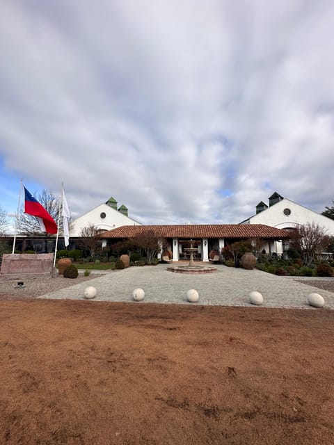 Santiago: Casa del Bosque Winery with Tasting and Lunch - Stop 3: Lunch at Tanino, three courses with pairings