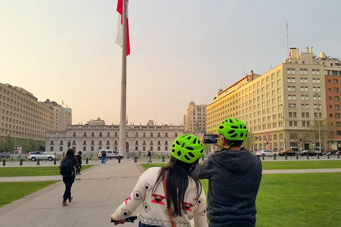 Santiago Center Cultural Bike Tour - Mercado Central: Fish Market Views That Tell a Different Story