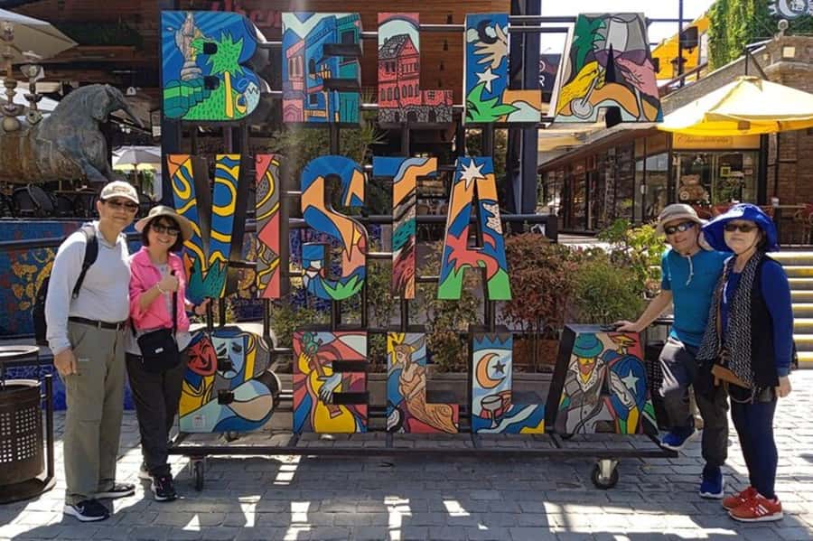 Santiago de Chile: Half-Day City Tour with Local Cuisine - Who should book this tour, and who should pass