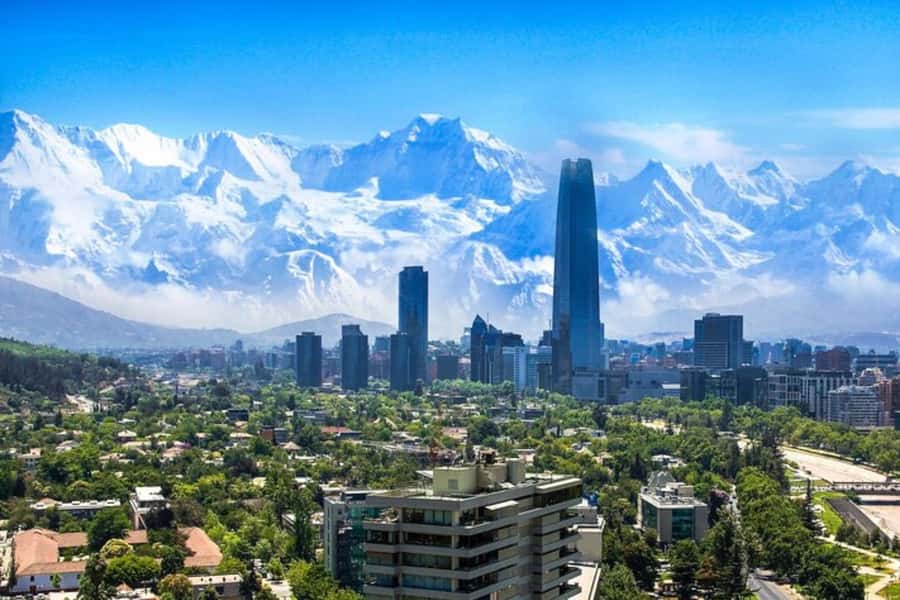 Santiago De Chile: Private Custom Walking tour with A Guide - The 2 to 8 hour format, how to pace your day