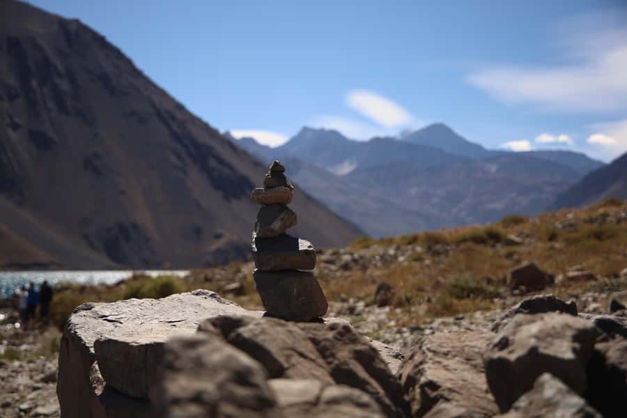 Santiago: Full day Embalse del Yeso, Casa de Chocolate, picnic & Hot Springs - Cajón del Maipo is the real star, not just the stops