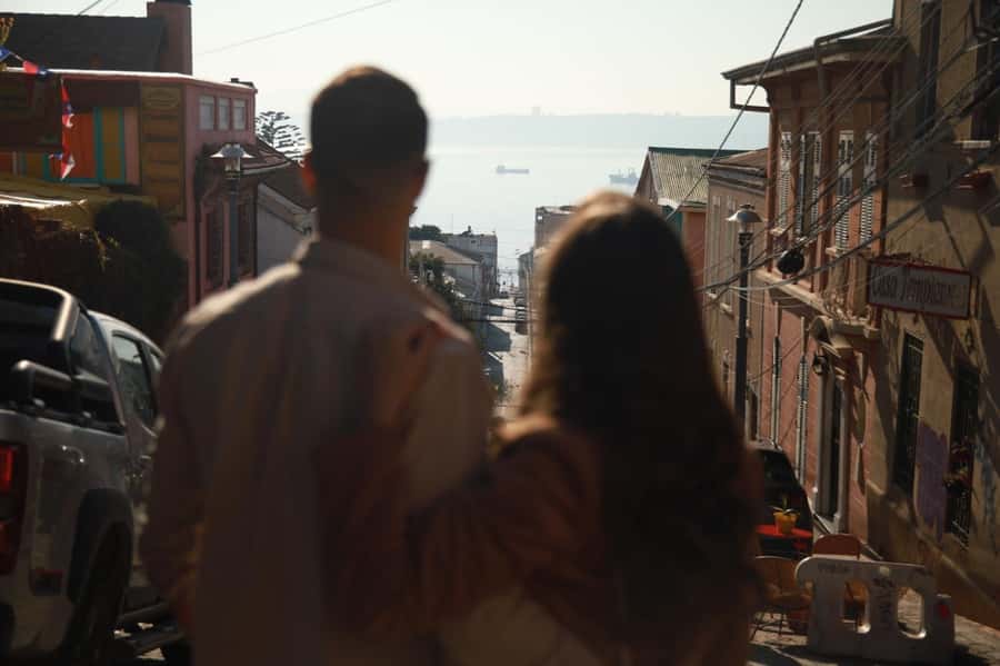 Santiago: Full day excursion in Viña del Mar and Valparaíso - Transportation, Timing, and Who This Tour Suits Best