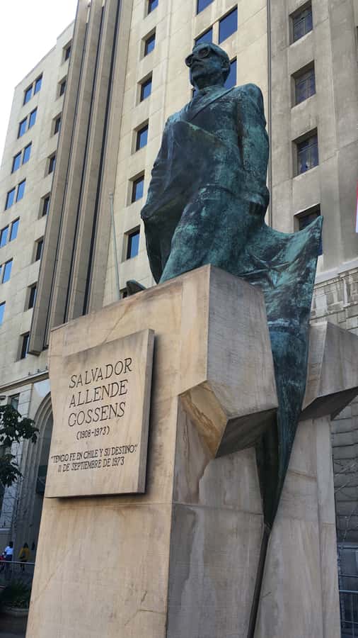 Santiago: Guided Walking Tour through the Historic Center - Pace, comfort, and who should book this
