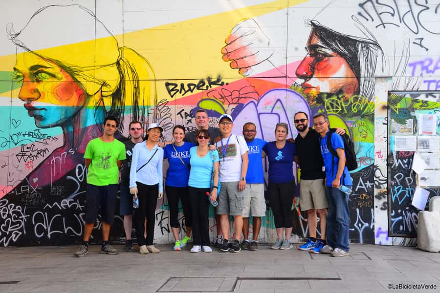 Santiago: Highlights, Parks and Politics Bike Tour - Why This Bike Tour Works in Central Santiago