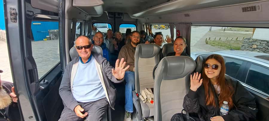 Santiago: Inca Lagoon Tour with Local Vineyard and Tasting - The core idea: Andes heights, lake time, and real wine
