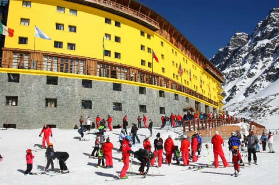 Santiago: Laguna del Inca and Portillo Small Group Tour - Ski lift and lunch options, how to budget once you arrive