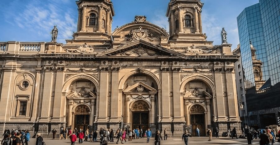 Santiago : Must-See Sites Walking Tour With A Guide - Court Justices and Ex Congress National: Why This Route Matters