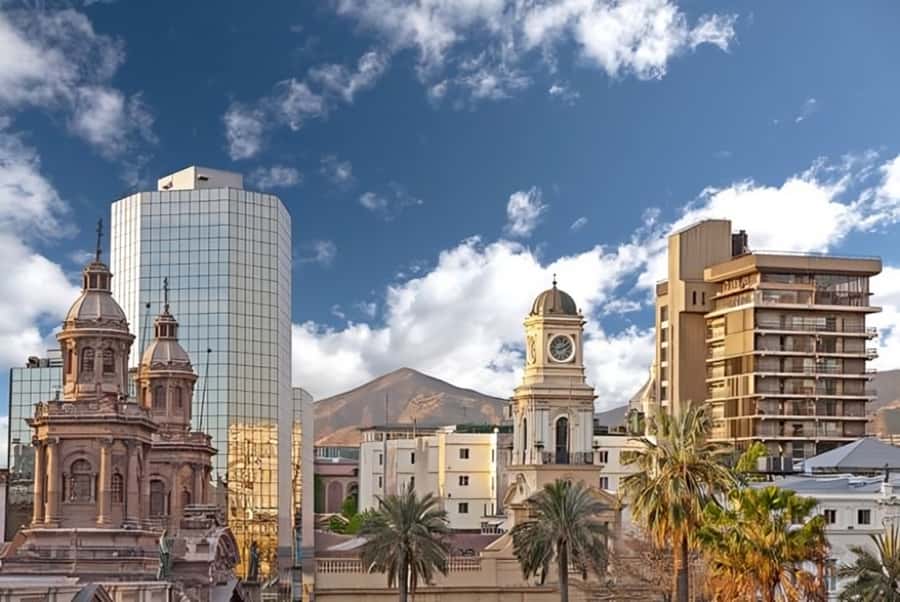 Santiago : Must-See Sites Walking Tour With A Guide - Bellas Artes: Art Streets and the Museum Area