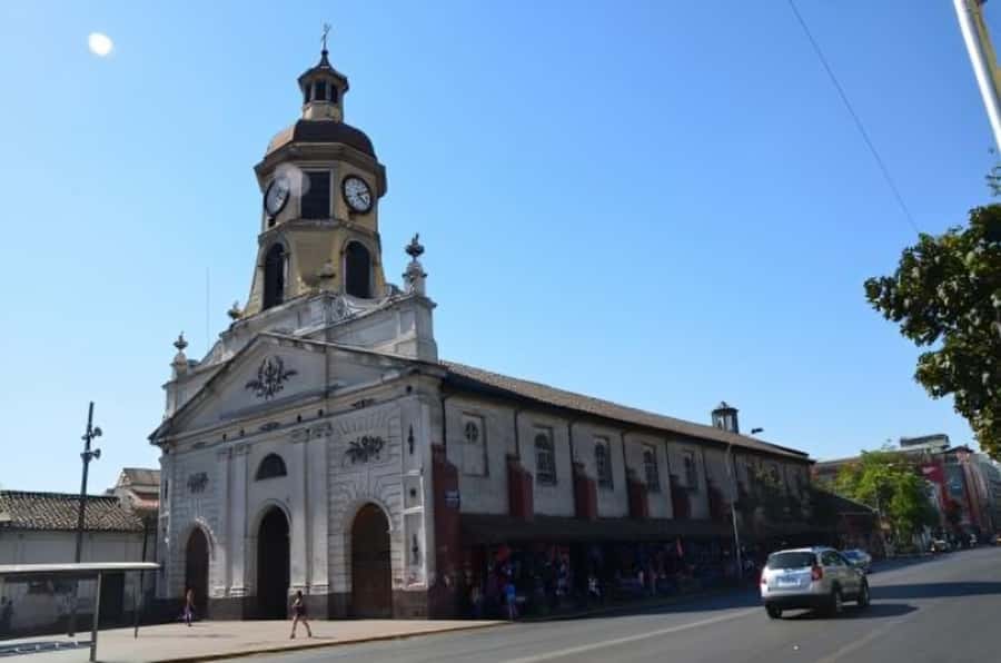Santiago : Must-See Sites Walking Tour With A Guide - Santa Lucia Hill: Quick Views Without a Big Time Commitment