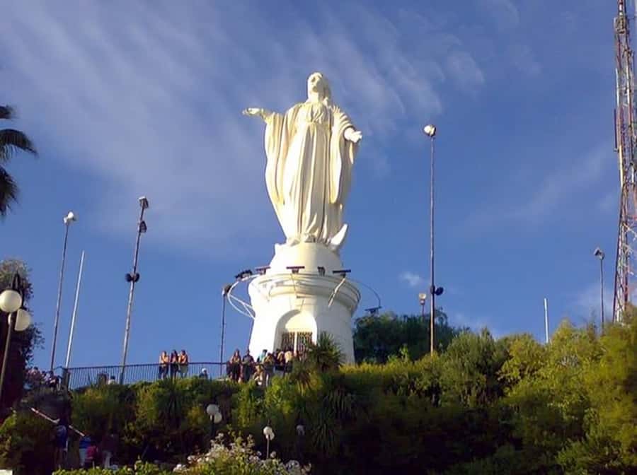 Santiago : Must-See Sites Walking Tour With A Guide - Bellavista Finish: Gastronomy Mode Plus Neruda’s House