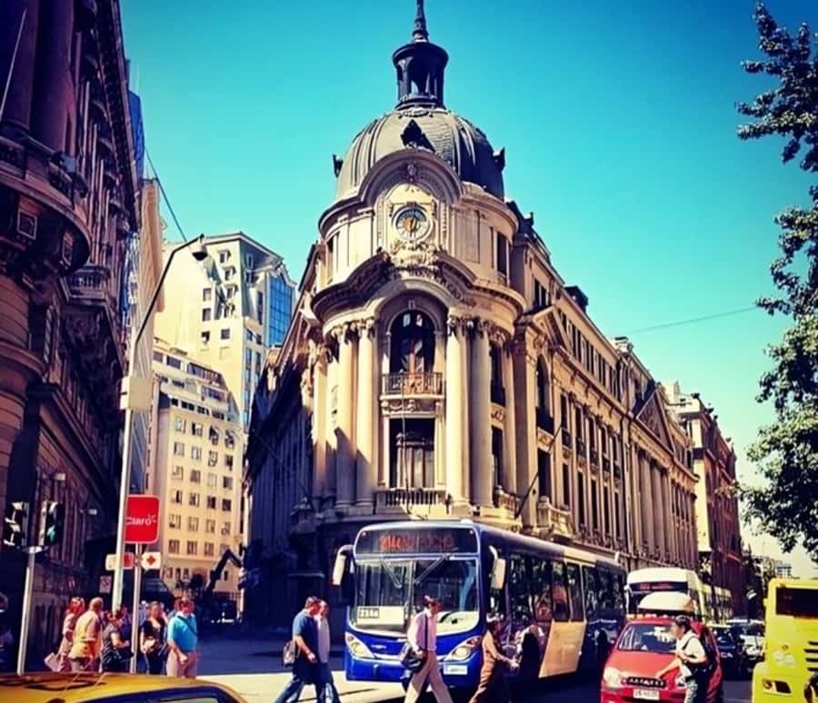 Santiago : Must-See Sites Walking Tour With A Guide - Downtown Stroll: Bandera Av. and the 1893 Stock Exchange