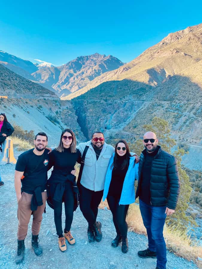 Santiago: Portillo and Laguna del Inca Day Trip with Picnic - Picnic with llamas: fun included, but not always close to the water