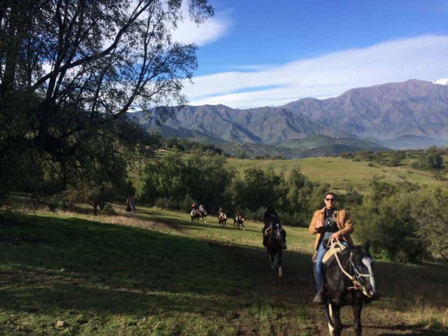 Santiago: Private Andes Foothills Horseback Riding. Half day - A half-day that changes how Santiago feels from the start