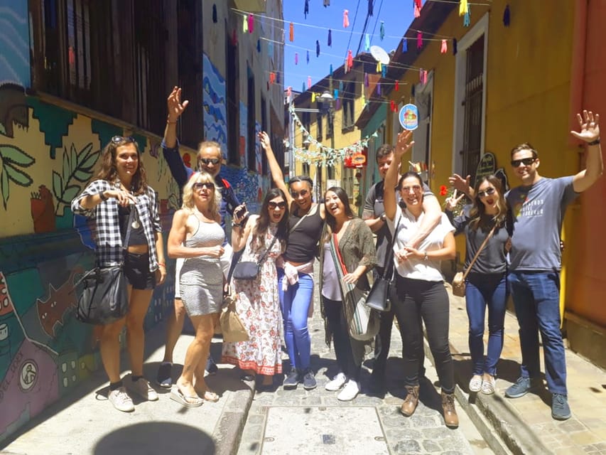 Santiago: Tour to Valparaiso and Casablanca - The people factor: guides and how they set the tone