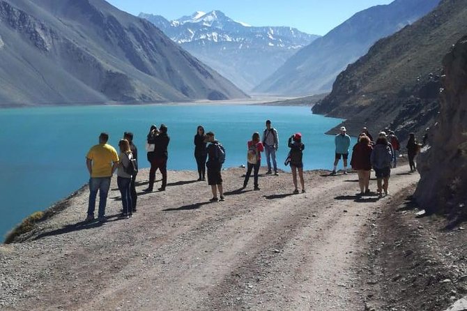 Small-Group Cajón del Maipo Full-Day Tour and Picnic - Stop 1: Cajón del Maipo canyon, narrow valley views