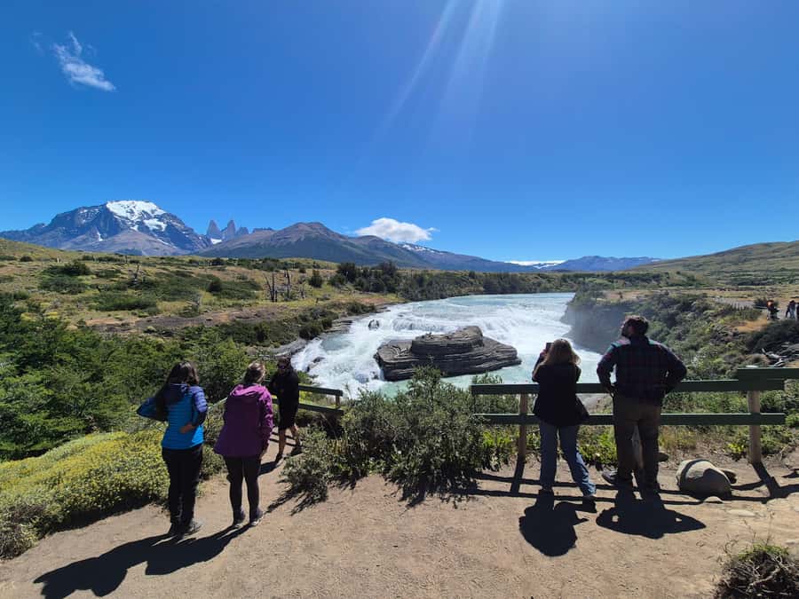 Torres del Paine: Full Day Excursion Torres del Paine + Milodon Cave. - The guide, driver, and the one caution about vehicle conditions