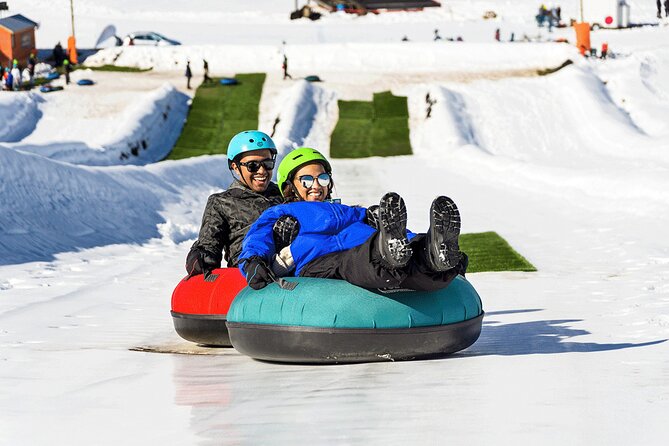 Tour Parque Farellones Ticket+Transportation, optional Snowwear - Farellones from Parque Arauco, a true snow-day reset