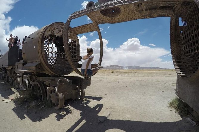 Uyuni Salt Flats 4-days tour from Atacama> private room available - How To Prepare: Altitude, Warm Layers, and Camera Reality