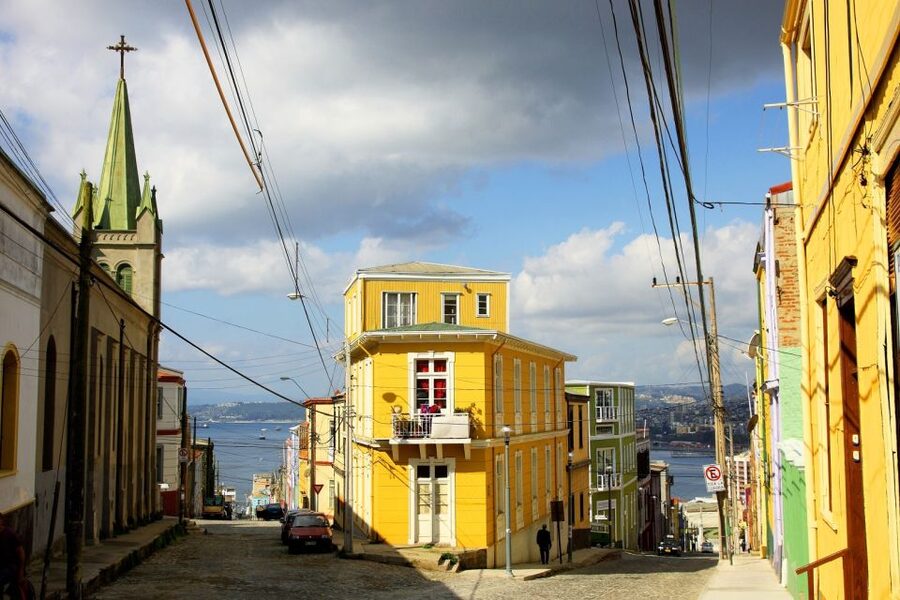 Valparaiso 3-Hour Walking Tour - The Old Port and Customs Area: Where the City Learned Its Style