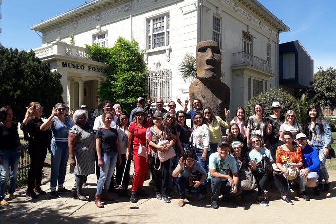 Valparaiso and Viña del Mar Tour and Casa Blanca Valley Wine Shop - Renaca: your long break for lunch choices and a coastline walk