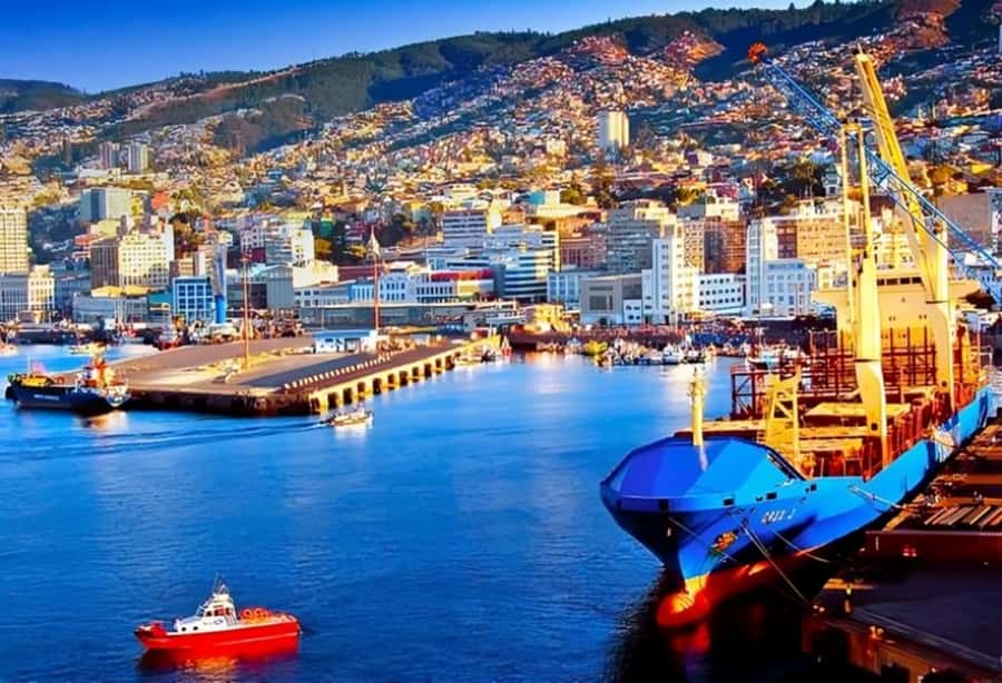 Valparaiso : Must-See Sites Walking Tour With A Guide - Ascensor Concepción and Paseo Atkinson: elevators as navigation, not just attractions
